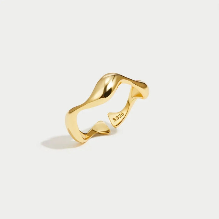 Anillo para Mujer con Banda Ondulada Ajustable