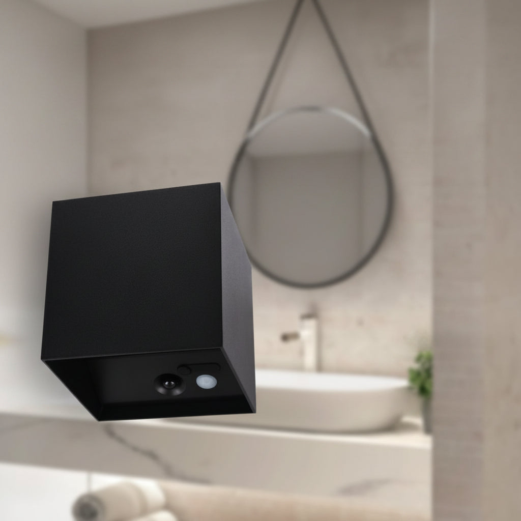 Aplique de Pared Cúbico con Luz Superior e Inferior