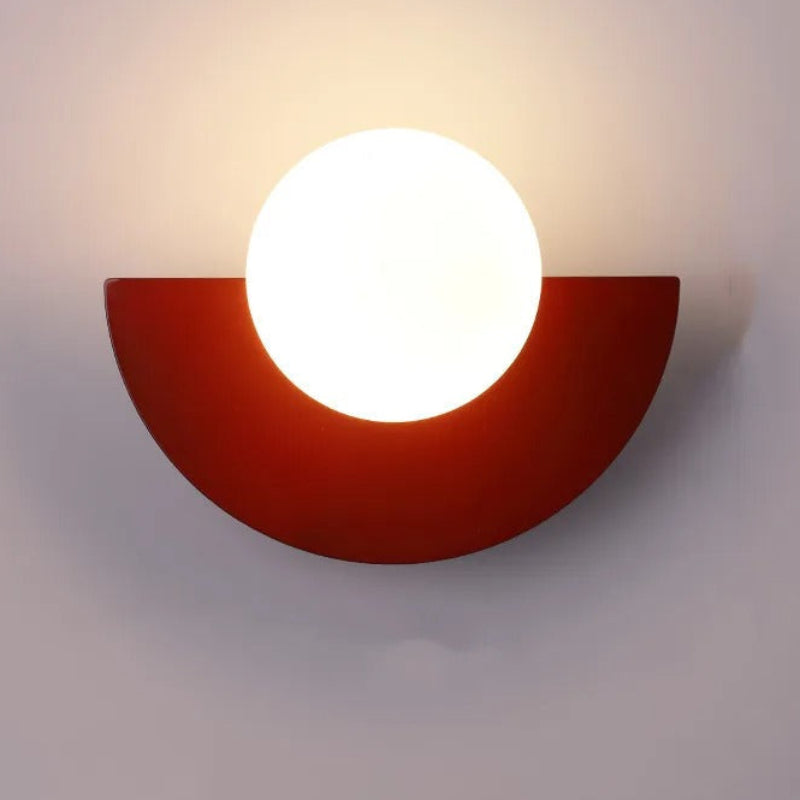 Aplique de Pared con Placa Semicircular y Pantalla Esférica Esmerilada