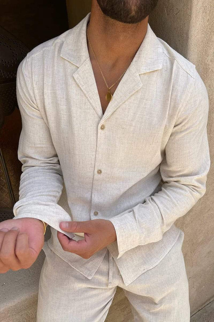 Conjunto de Dos Piezas para Hombre con Camisa de Cuello Camp y Pantalón con Cordón