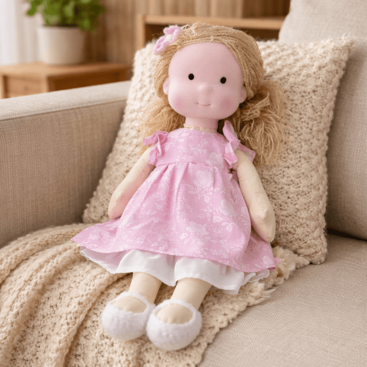 Muñeca de Tela con Gorro, Bufanda, Vestido y Cárdigan