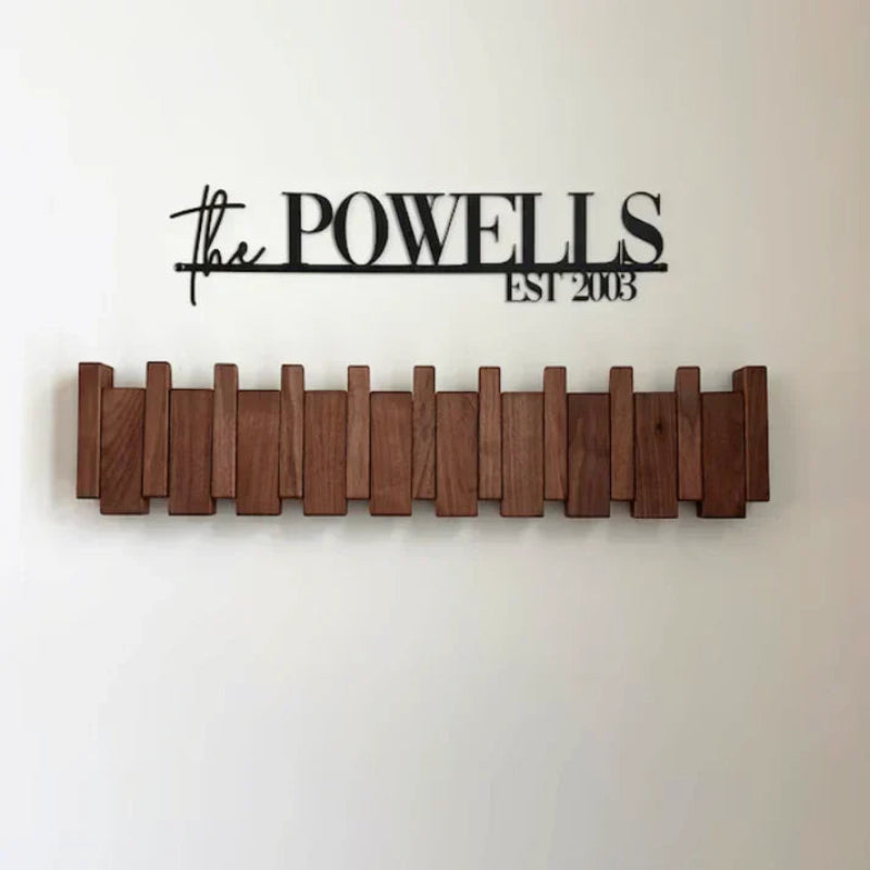 Perchero de Pared con Barra de Madera y Ganchos Plegables