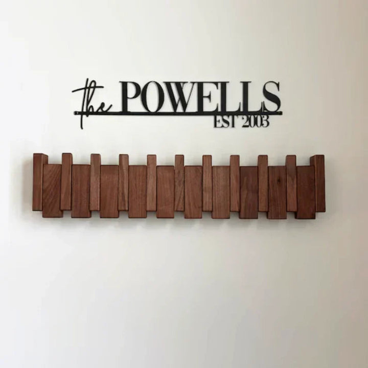 Perchero de Pared con Barra de Madera y Ganchos Plegables