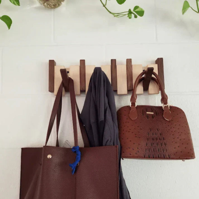 Perchero de Pared con Barra de Madera y Ganchos Plegables