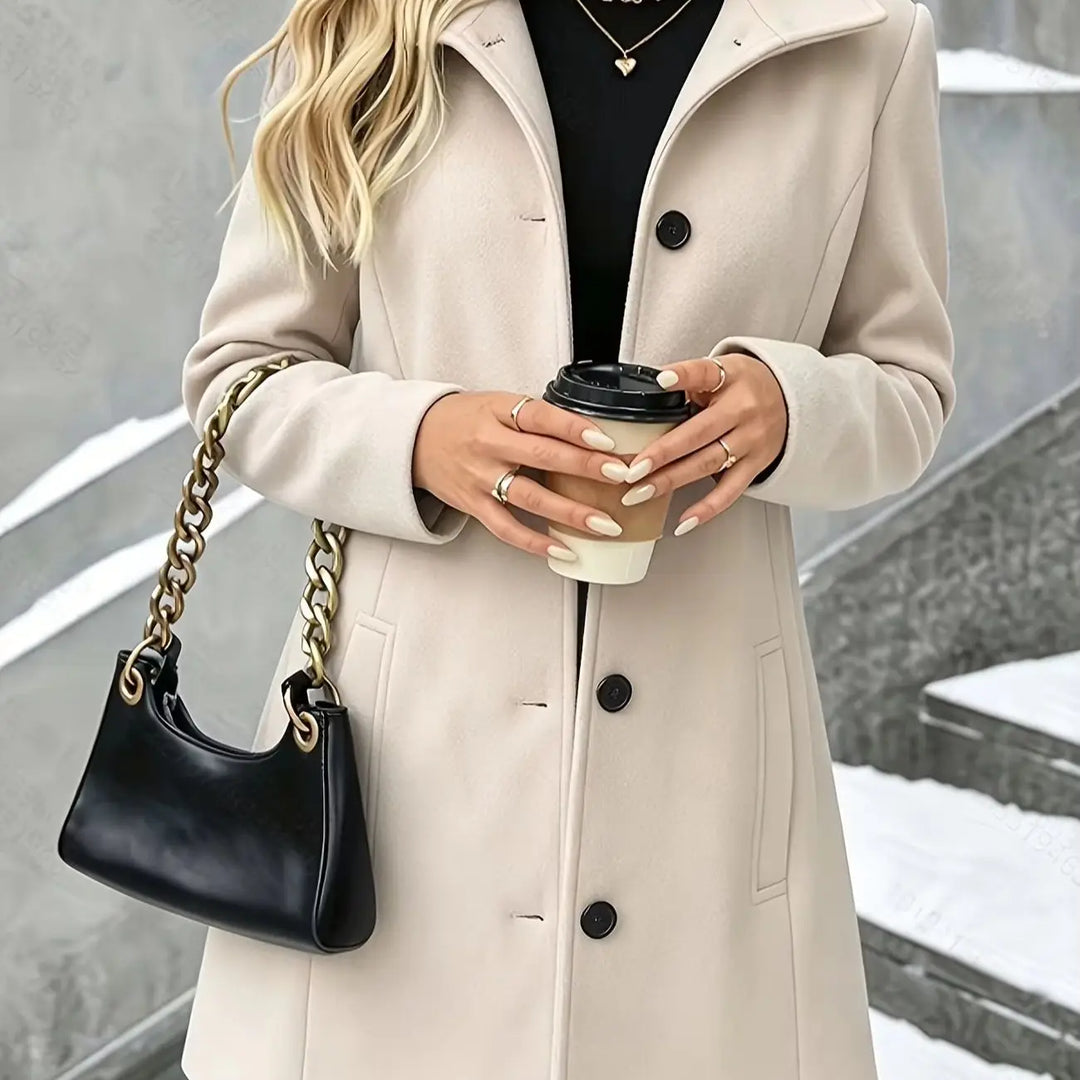 Abrigo Clásico con Botones – Beige