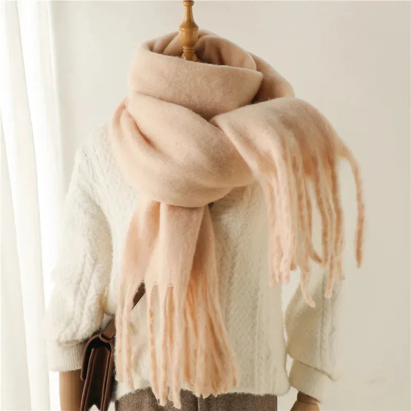 Bufanda Larga con Flecos – Beige