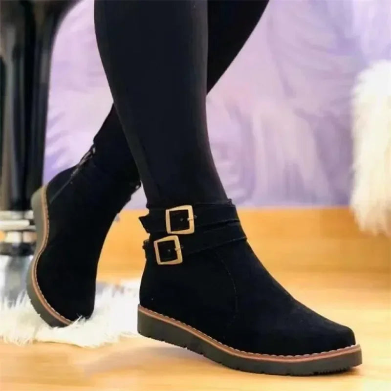 Botines Bajos con Hebillas