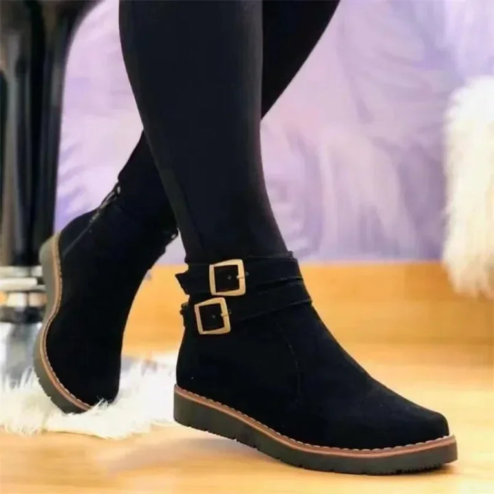 Botines Bajos con Hebillas – Negro