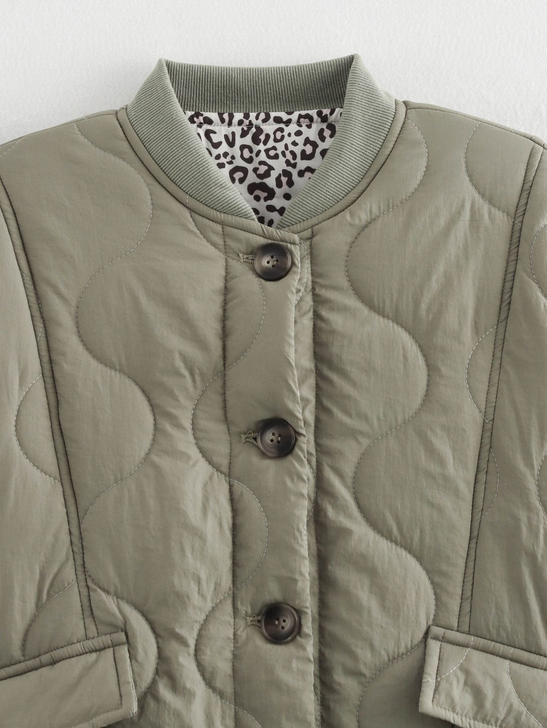 Chaqueta Acolchada con Botones
