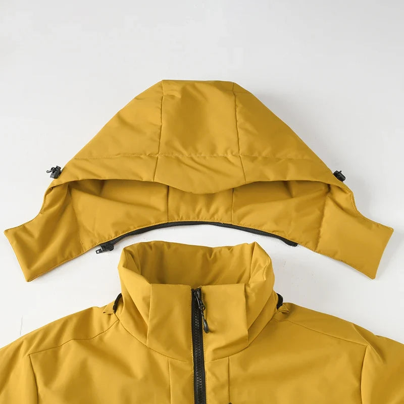 Chaqueta de Montaña con Capucha
