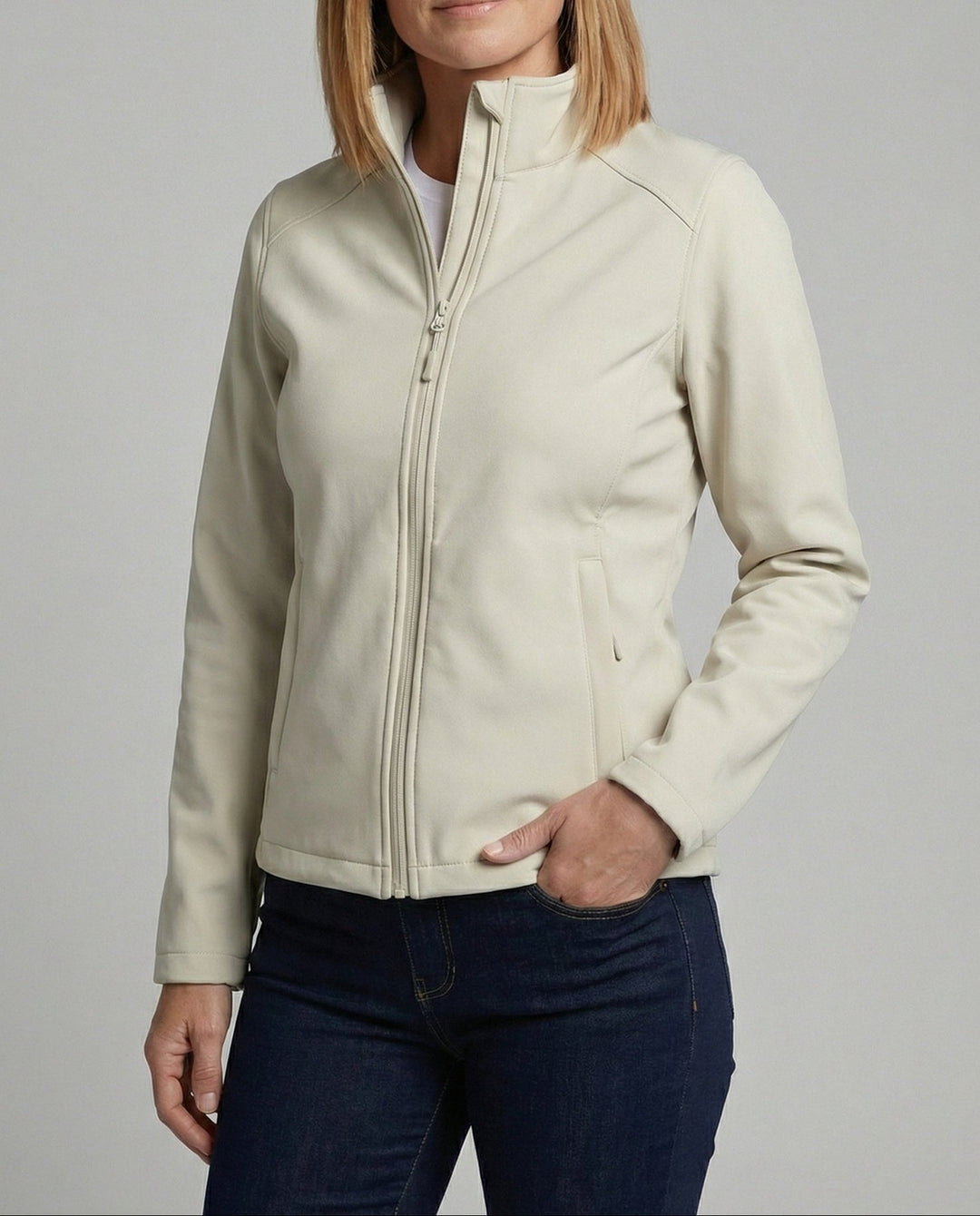 Chaqueta Entallada de Cuello Alto