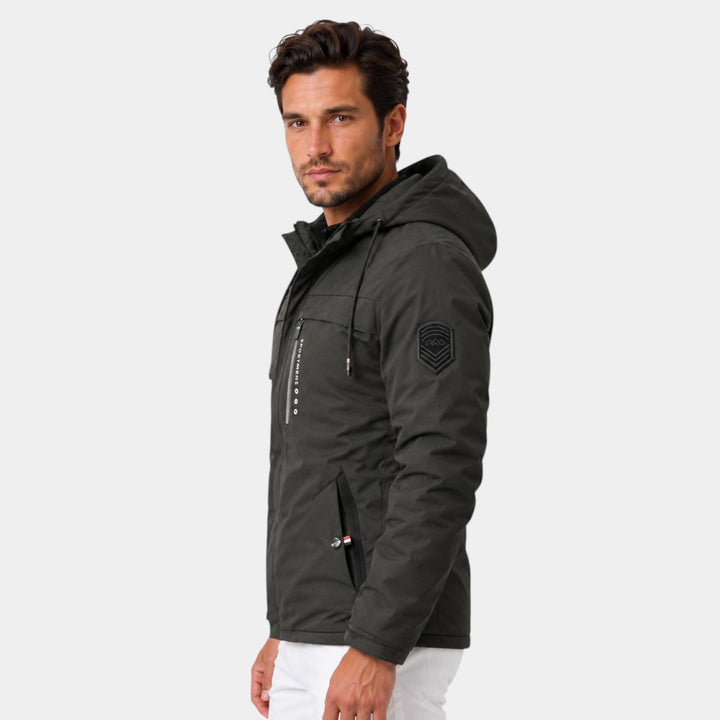 Chaqueta Invernal con Capucha