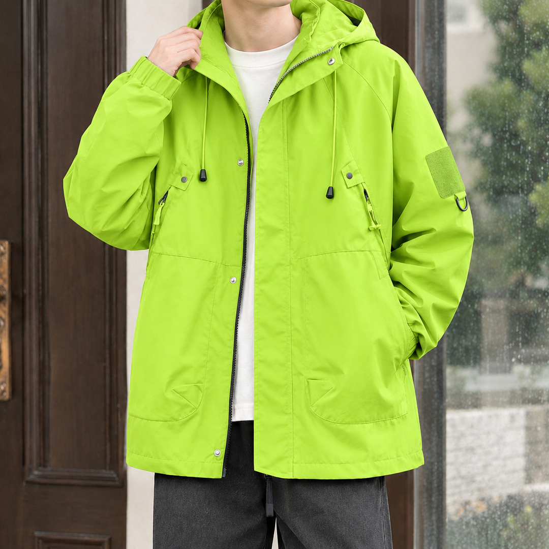 Chaqueta Multibolsillos con Capucha – Verde Flúor