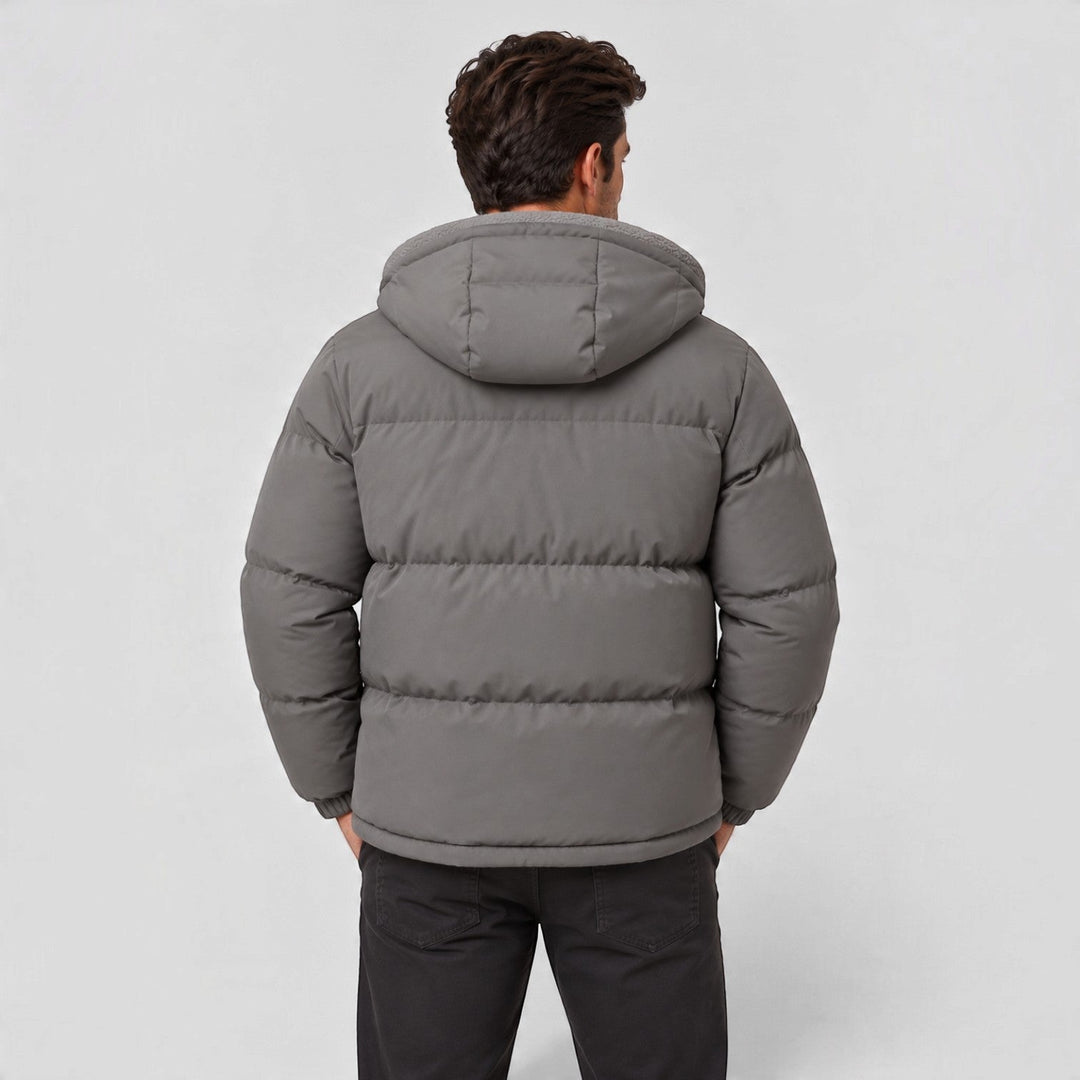 Chaqueta Robusta con Capucha