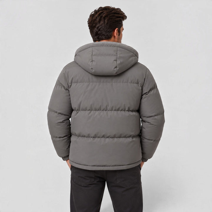 Chaqueta Robusta con Capucha