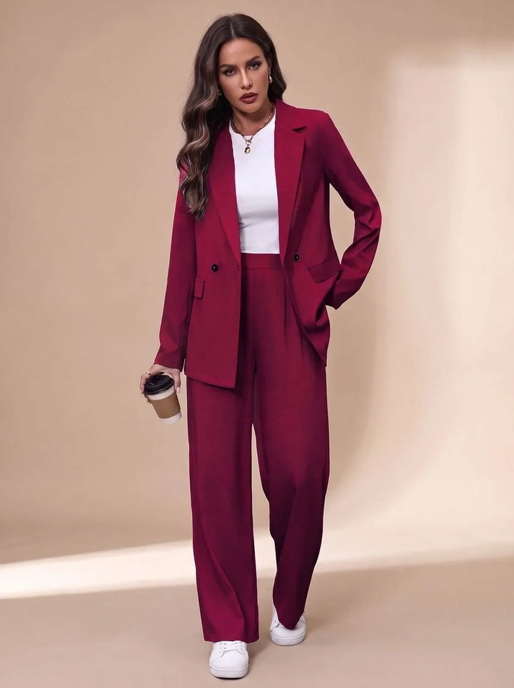 Conjunto de Chaqueta y Pantalón