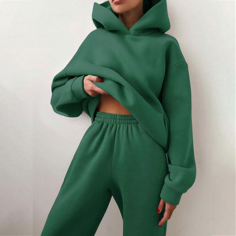 Conjunto Deportivo con Capucha – Verde Oscuro