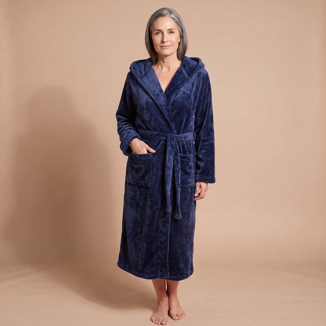 Bata Larga con Capucha – Azul Oscuro