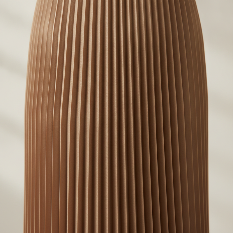 Falda midi plisada de caída fluida