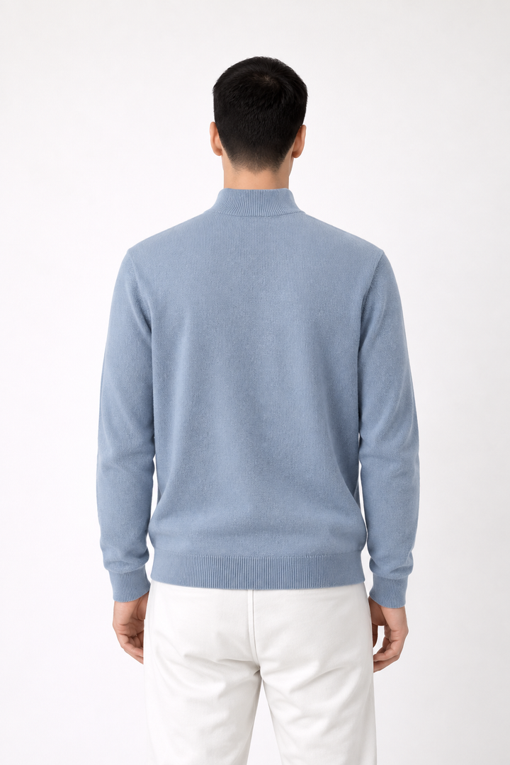 Jersey Minimalista de Cuello Subido