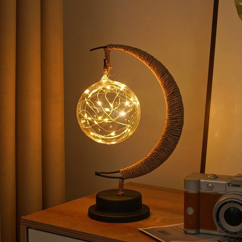 Lámpara de mesa con forma de luna y luces LED