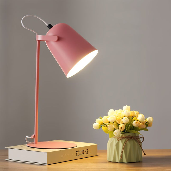 Lámpara de Mesa Orientable - Pantalla Cónica