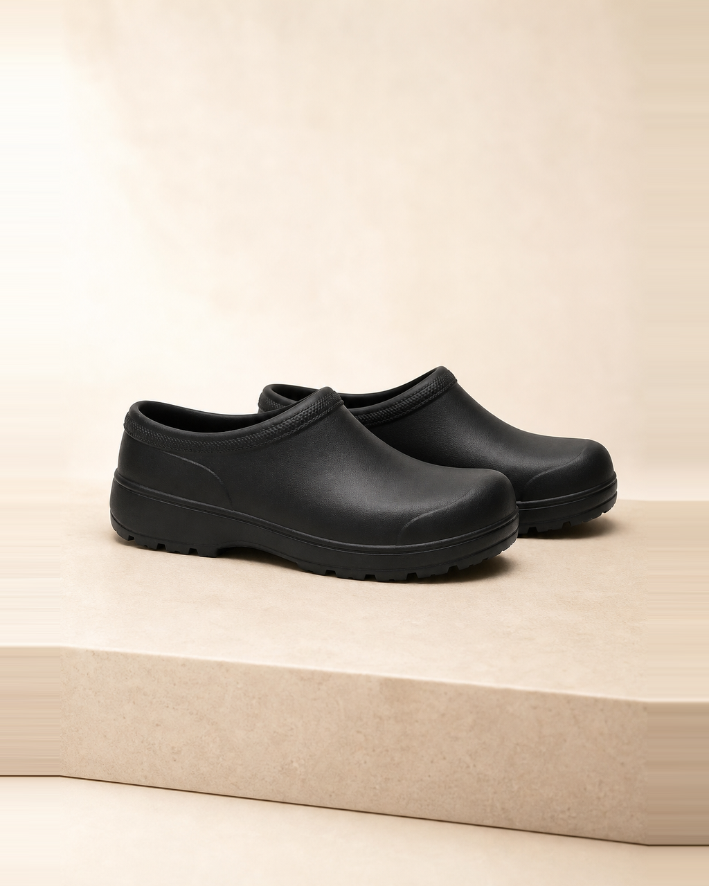Zuecos con Suela Dentada