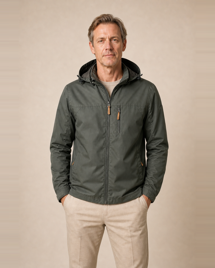 Chaqueta Funcional con Capucha