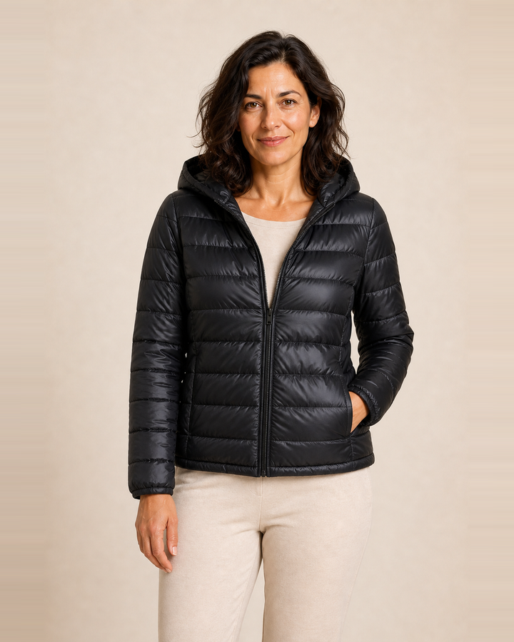 Chaqueta Ligera con Capucha