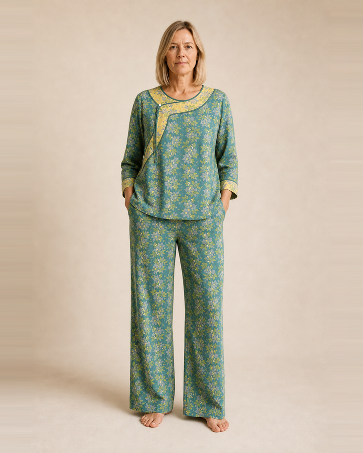 Pijama Floral con Botones