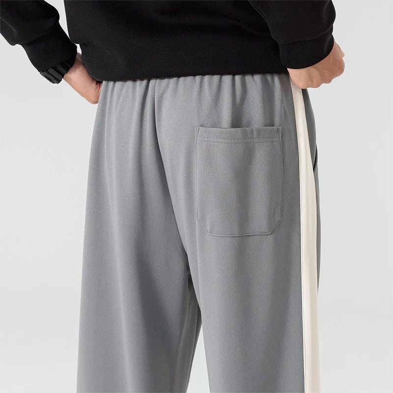 Pantalón Holgado con Raya Lateral