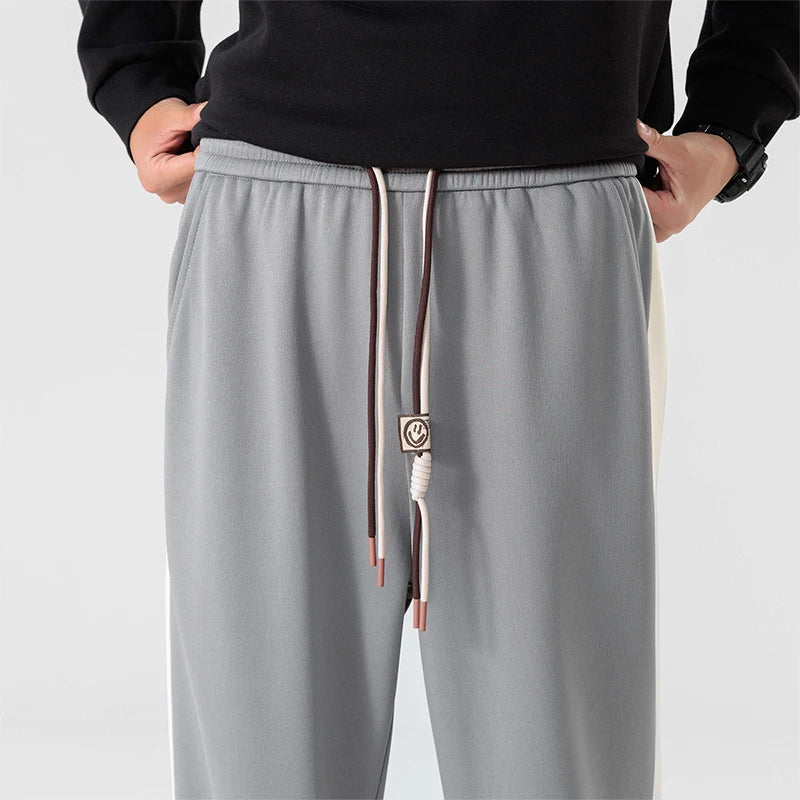 Pantalón Holgado con Raya Lateral