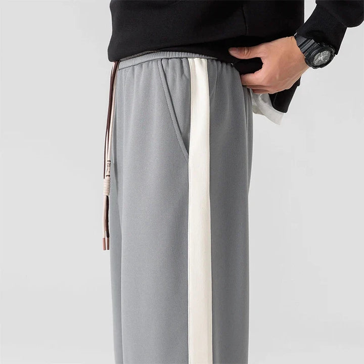 Pantalón Holgado con Raya Lateral