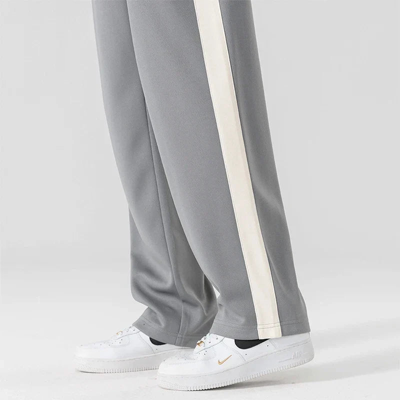 Pantalón Holgado con Raya Lateral