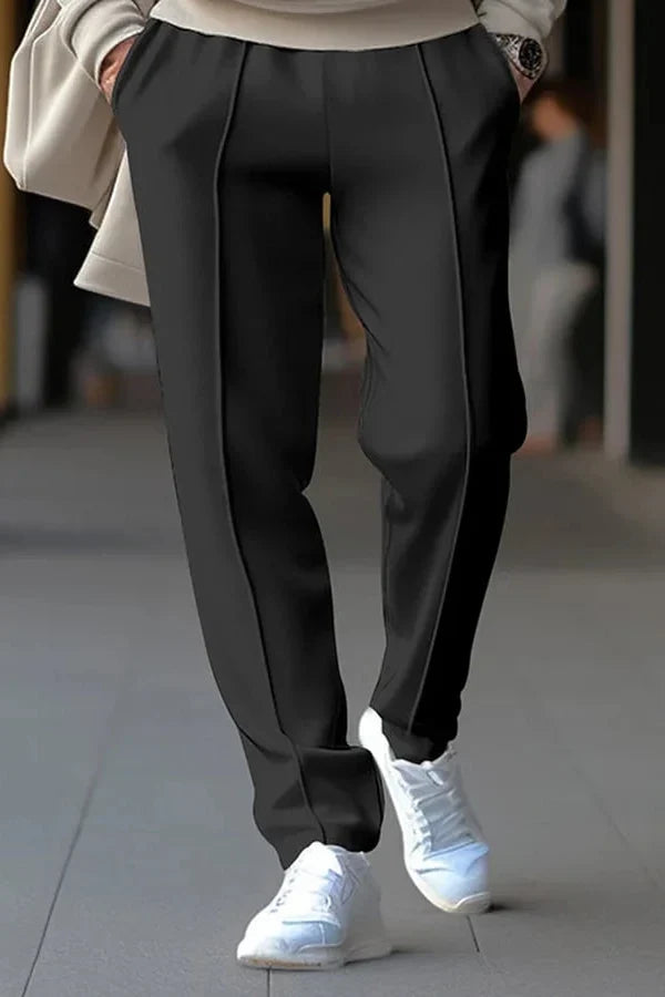 Pantalón Recto con Raya Frontal – Negro