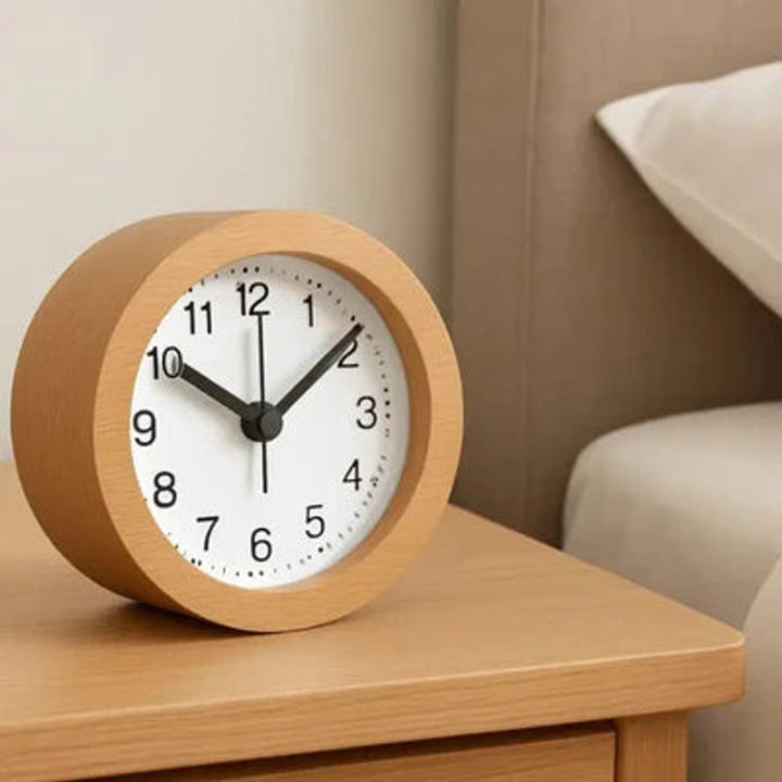 Reloj Despertador de Madera - Esfera Blanca con Números Arábigos
