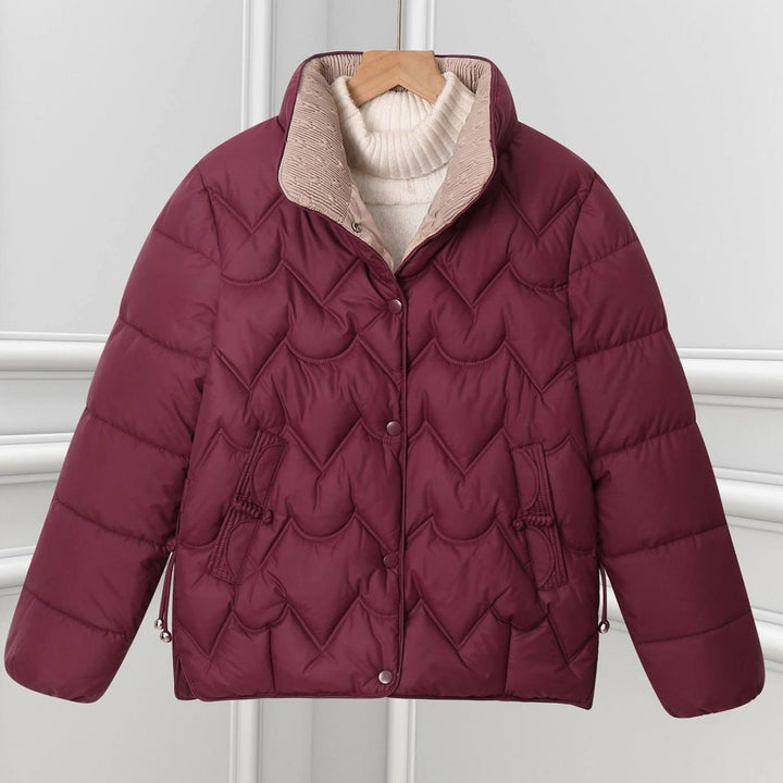 Chaqueta Corta Acolchada – Rojo Oscuro