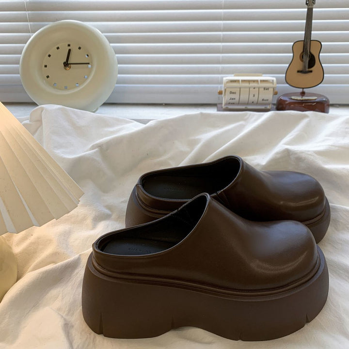 Zuecos Minimalistas con Plataforma – Marrón Oscuro
